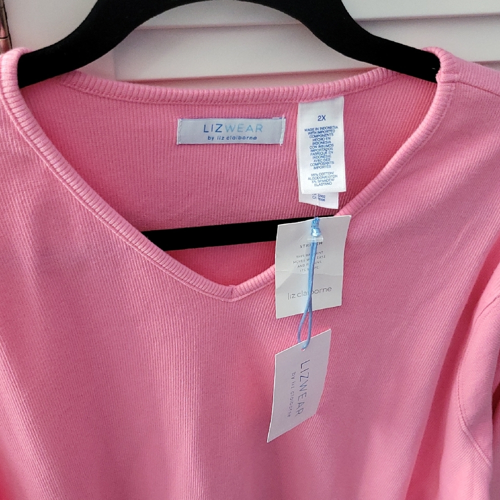 Lizwear Pink V-Neck Rib Tee 2X